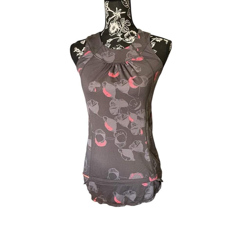 LuLulemon Racerback Tank Top Gray w/ Pink Accents Size (?) 2– see measurements